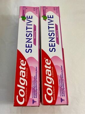 Colgate Sensitive Whitening Toothpaste (2)